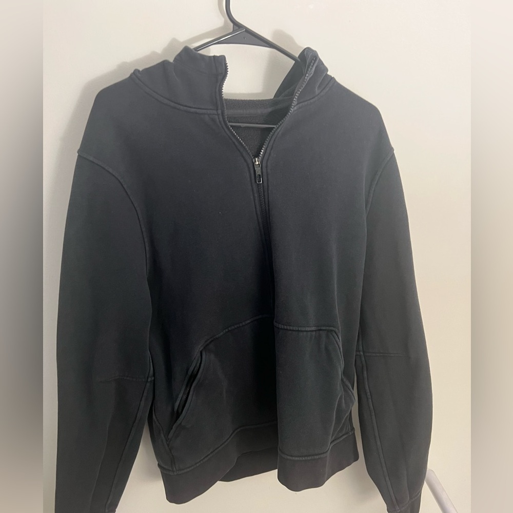 Lululemon Medium men’s zip up hoodie